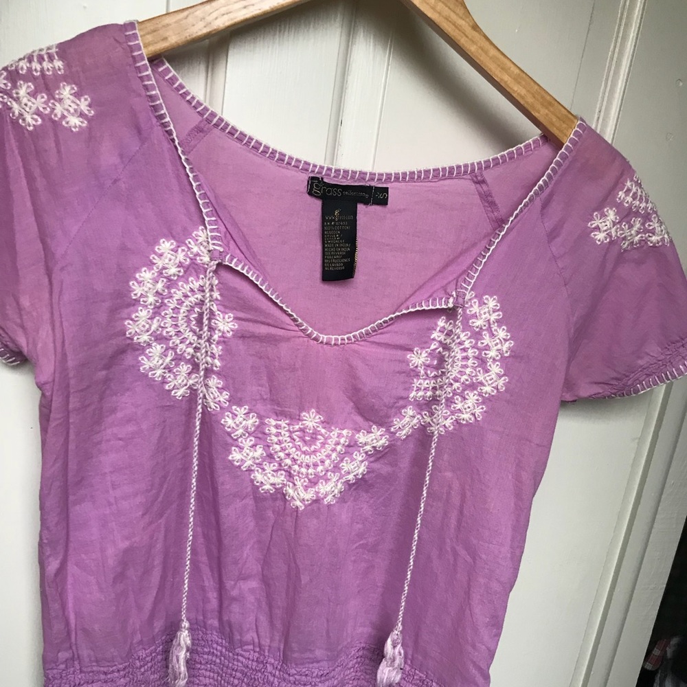 Beautiful lilac cropped blouse. Made in India.